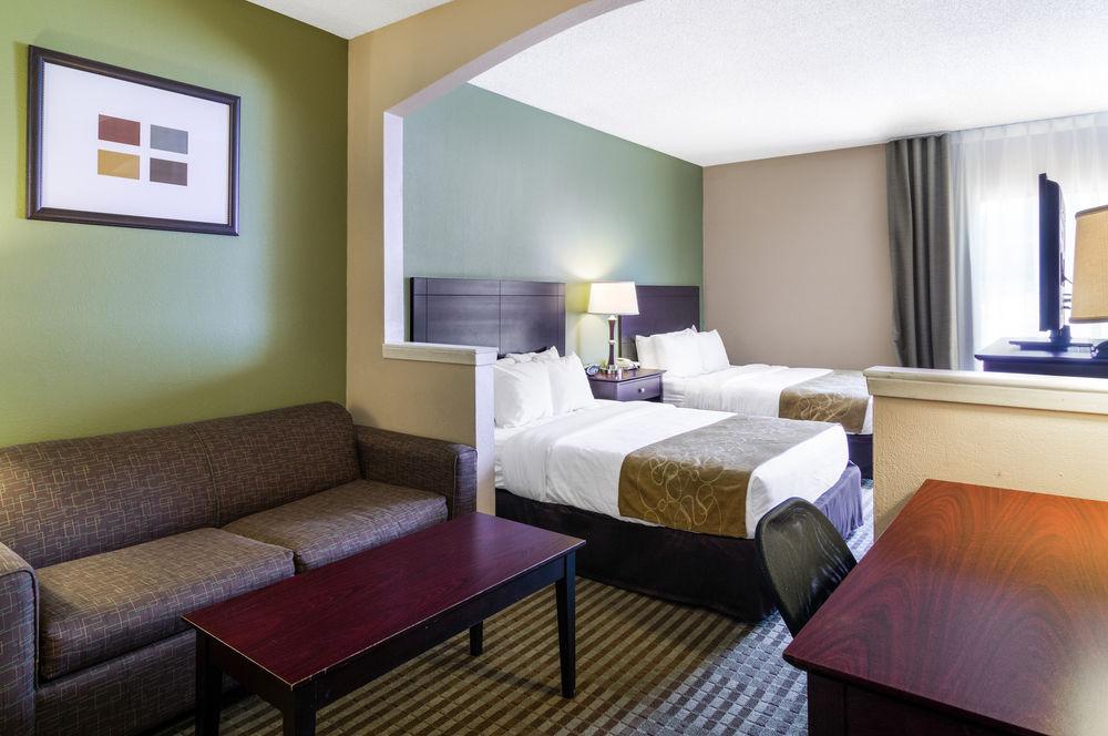 Quality Suites Irving-Las Colinas Экстерьер фото
