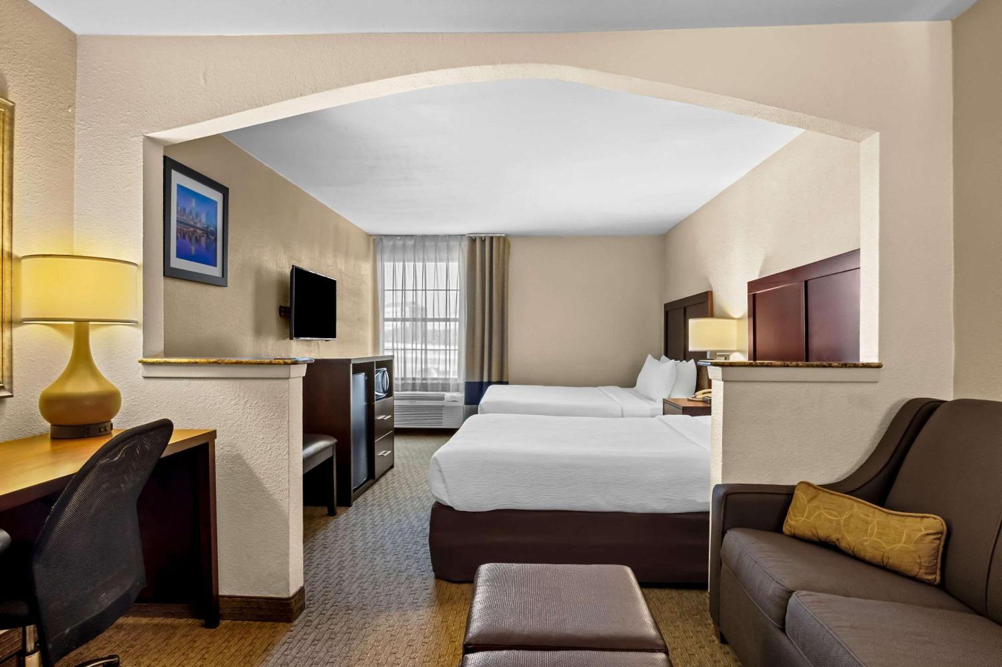 Quality Suites Irving-Las Colinas Экстерьер фото